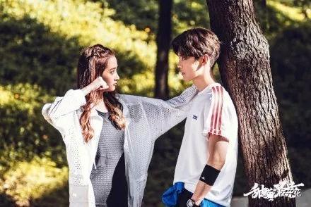 男生在谈恋爱时，会把女友介绍给其他朋友认识吗？