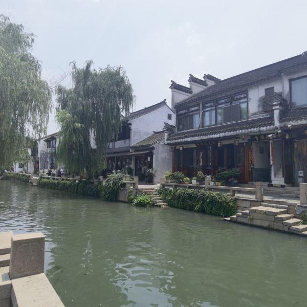 统一科技地铺石常价直销美化绿地，增添魅力的绿色建筑材料